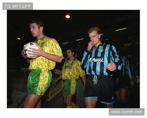 丹尼斯博格坎普与荷兰足球艺术大师的传奇旅程