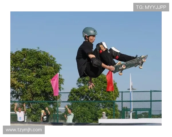 南京滑板队与广州滑板队赛后复盘团队协作的精彩瞬间与经验分享