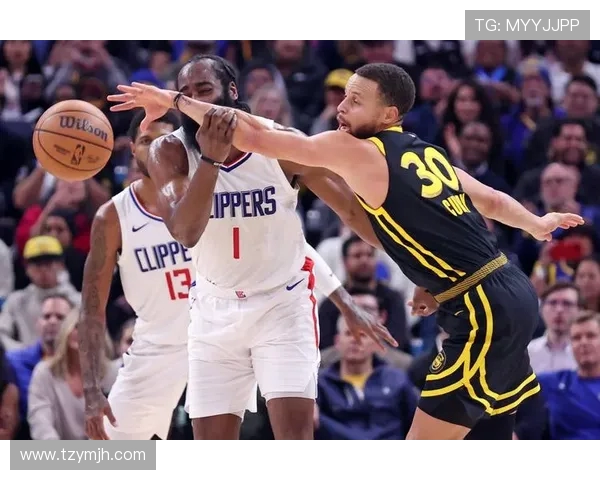 全球瞩目！2025年世界杯决赛即将上演，世界顶级球队争霸引爆激情与期待